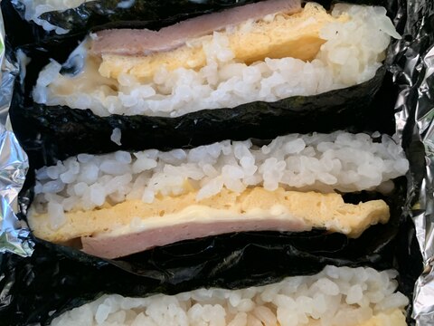 スパムおにぎらず